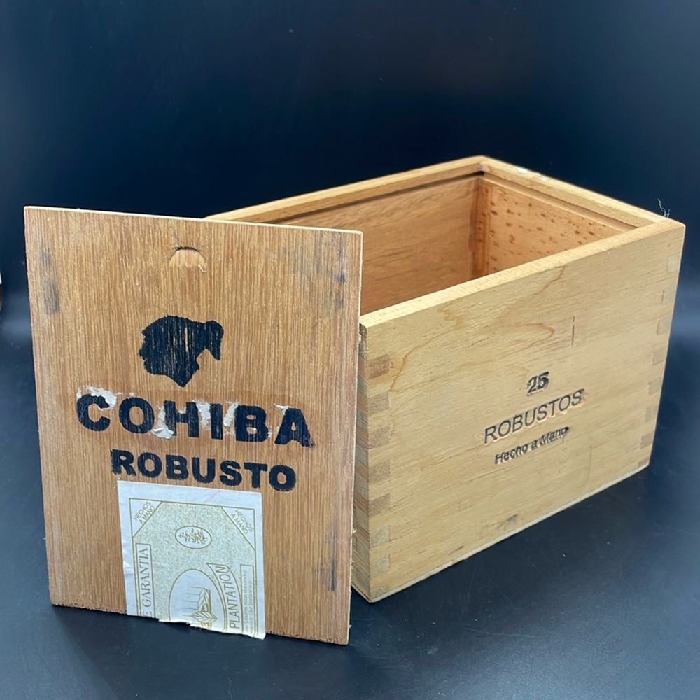 Vintage Cohiba Robusto Cigar Box Tabacalera Plantation DR Wooden Box